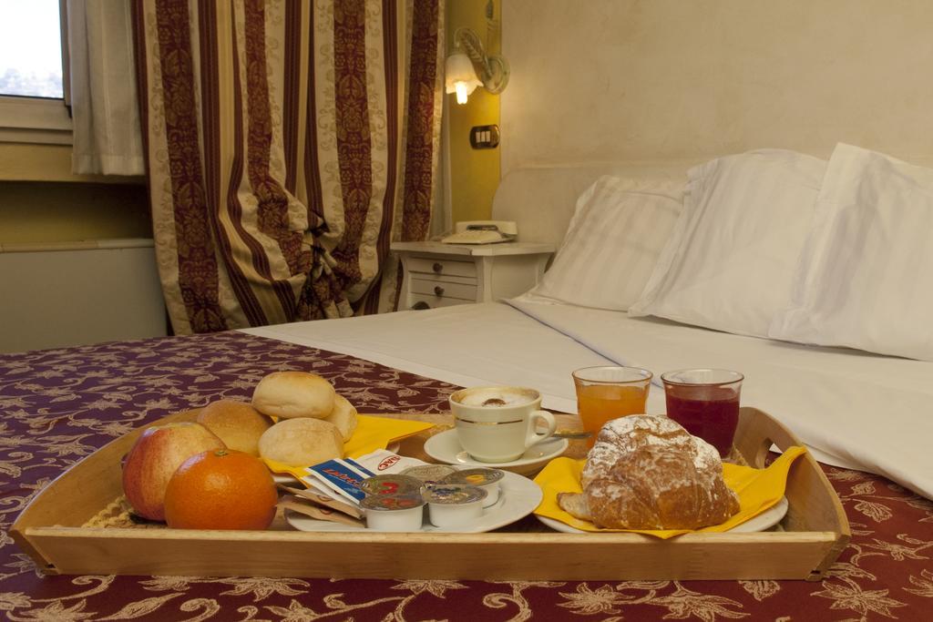 Ai Ronchi Motor Hotel Brescia Dış mekan fotoğraf