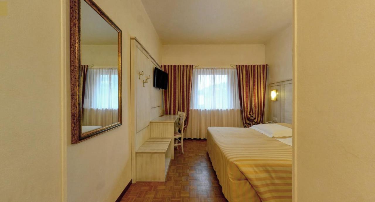 Ai Ronchi Motor Hotel Brescia Dış mekan fotoğraf