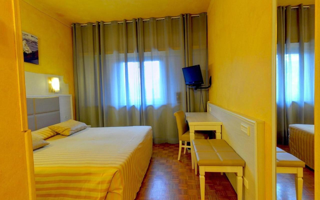 Ai Ronchi Motor Hotel Brescia Dış mekan fotoğraf